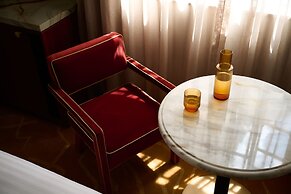 Hotel Morris Sydney - Handwritten Collection