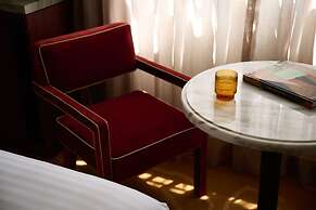 Hotel Morris Sydney - Handwritten Collection