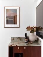 Hotel Morris Sydney - Handwritten Collection