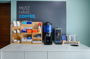 Holiday Inn Express Hotel & Suites Weston by IHG