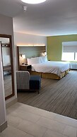 Holiday Inn Express Hotel & Suites Weston by IHG