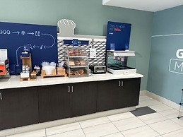 Holiday Inn Express Hotel & Suites Weston by IHG