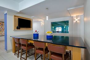 Holiday Inn Express Hotel & Suites Weston by IHG