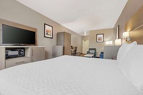 Best Western Plus Lake Elsinore Inn & Suites