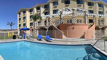 Best Western Plus Lake Elsinore Inn & Suites
