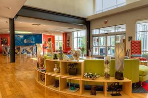 Hotel Indigo Columbus Architectural Center by IHG