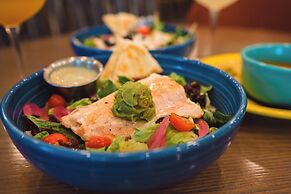 Hotel Indigo Columbus Architectural Center by IHG