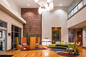 Hotel Indigo Columbus Architectural Center by IHG