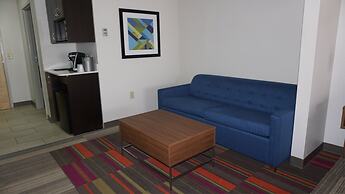 Holiday Inn Express Hotel & Suites Greensboro - East, an IHG Hotel