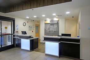 Holiday Inn Express Hotel & Suites Greensboro - East by IHG