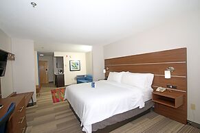 Holiday Inn Express Hotel & Suites Greensboro - East by IHG