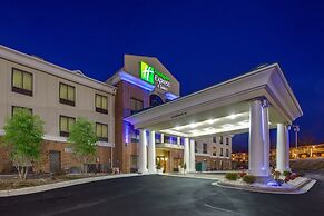 Holiday Inn Express Hotel & Suites Greensboro - East by IHG