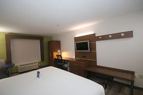 Holiday Inn Express Hotel & Suites Greensboro - East by IHG