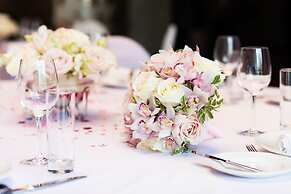 Mamaison All-Suites Spa Hotel Pokrovka