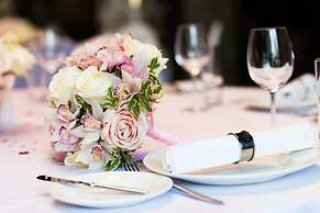 Mamaison All-Suites Spa Hotel Pokrovka