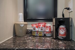 Red Roof PLUS+ Poughkeepsie