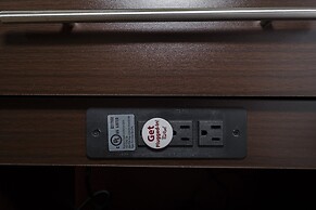 Red Roof PLUS+ Poughkeepsie