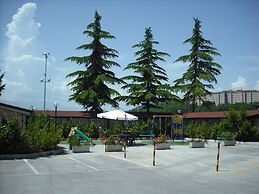 Cascina Garden Hotel