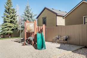 Sweetwater Lift Lodge