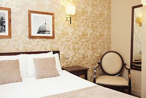 Bell Hotel & Inn by Greene King Inns
