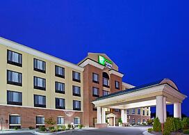 Holiday Inn Express Hotel & Suites Detroit - Utica by IHG