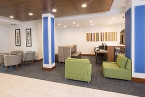 Holiday Inn Express Hotel & Suites Detroit - Utica by IHG