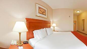 Holiday Inn Express Hotel & Suites Detroit - Utica by IHG
