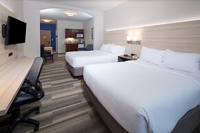 Holiday Inn Express Hotel & Suites Detroit - Utica by IHG