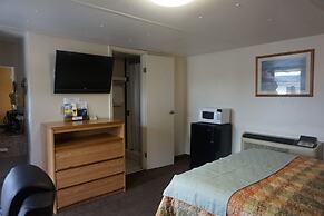 Pearsall Executive Inn