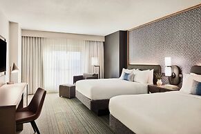 Renaissance® Phoenix Glendale Hotel & Conference Center