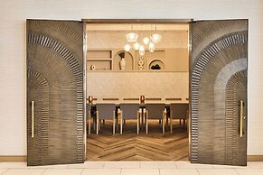 Renaissance® Phoenix Glendale Hotel & Conference Center