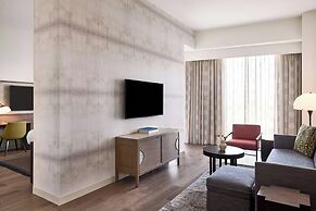 Renaissance® Phoenix Glendale Hotel & Conference Center