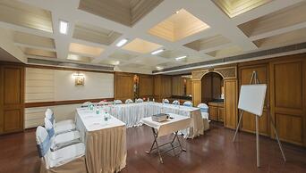 The Paradise by Tunga