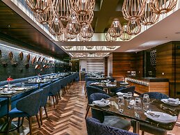 The Paradise by Tunga