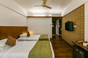 The Paradise by Tunga