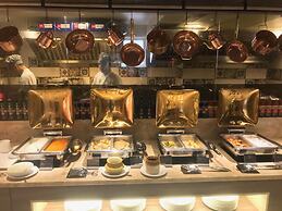 The International by Tunga