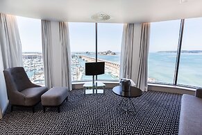 Radisson Blu Waterfront Hotel, Jersey