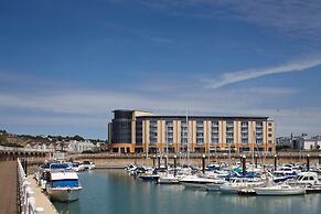 Radisson Blu Waterfront Hotel, Jersey