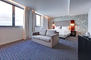 Radisson Blu Waterfront Hotel, Jersey