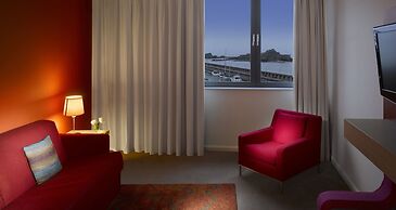 Radisson Blu Waterfront Hotel, Jersey