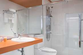 Petit Palace Plaza Malaga Hotel