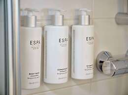 Park Plaza County Hall London