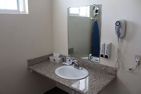 Riverside Inn & Suites Santa Cruz