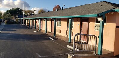 Riverside Inn & Suites Santa Cruz