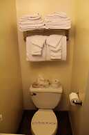 Riverside Inn & Suites Santa Cruz