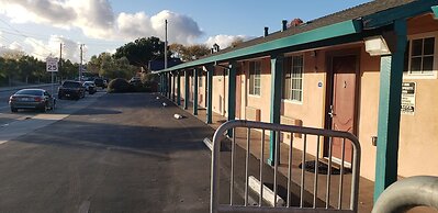 Riverside Inn & Suites Santa Cruz