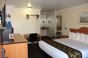 Riverside Inn & Suites Santa Cruz