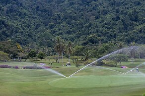 Nexus Resort & Spa Karambunai