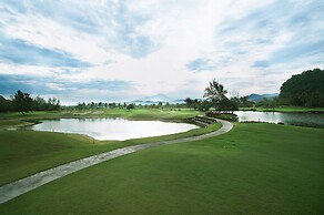 Nexus Resort & Spa Karambunai