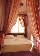 Zirka Hotel